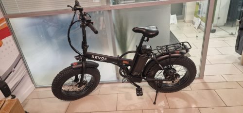 Revoe 551691 Dirt Vtc összecsukható vastagkerekes elektromos kerékpár 20', fekete (Enyhe , szinte láthatatlan karc a sárvédőn)